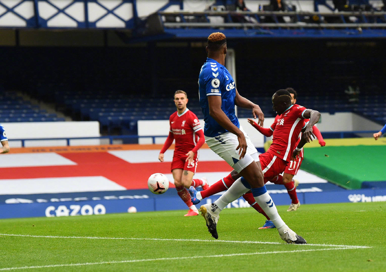 中在更符合 中在更符合